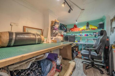 2 Woodview Terrace-12.jpg