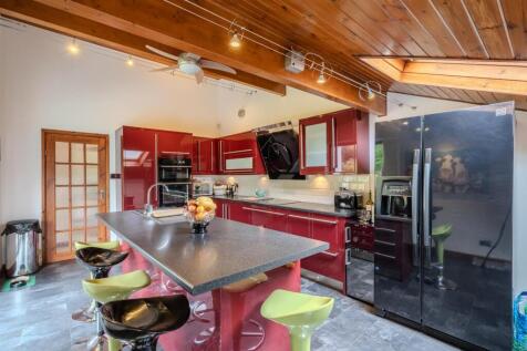 19 Oaks Court-29.jpg