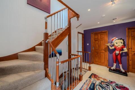 19 Oaks Court-51.jpg