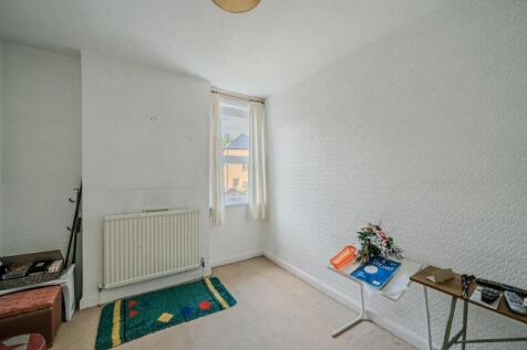 24 Station Rd-25.jpg