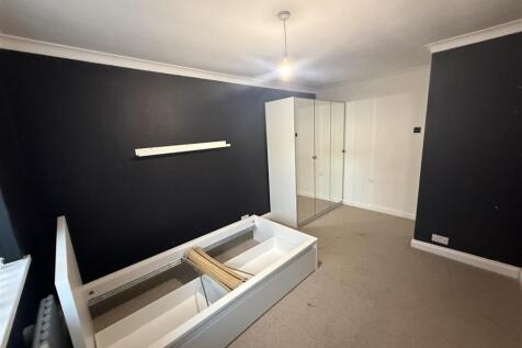 73 CAERWENT ROAD PHOTO.jpg