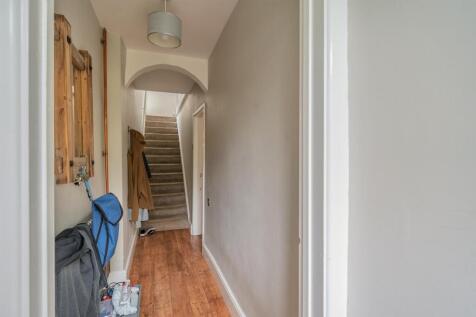 18 Lewis Terrace-9.jpg