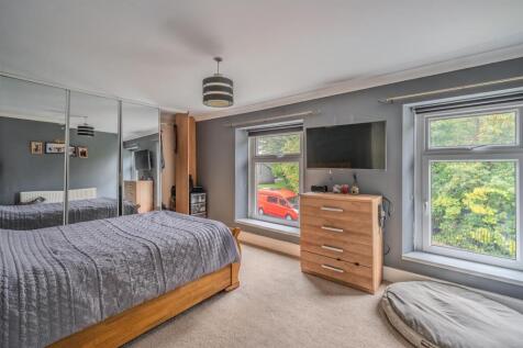 18 Lewis Terrace-2.jpg