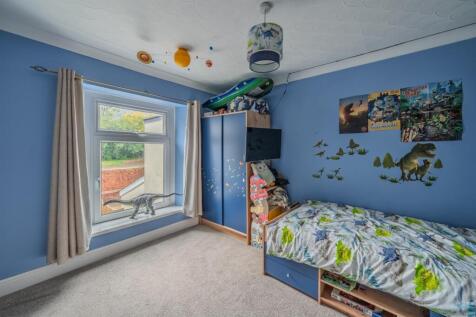 18 Lewis Terrace-4.jpg