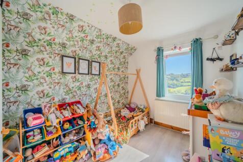 122 Blaendare Road-14.jpg