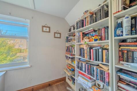 122 Blaendare Road-12.jpg