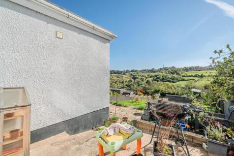 122 Blaendare Road-28.jpg