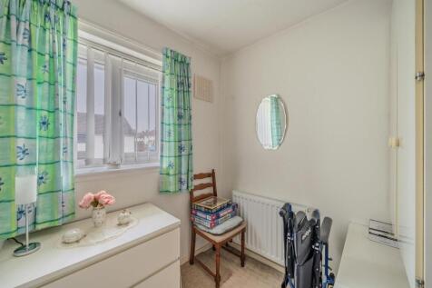 2 Tynewydd North Close-3.jpg