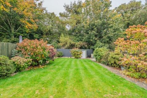 2 Tynewydd North Close-18.jpg