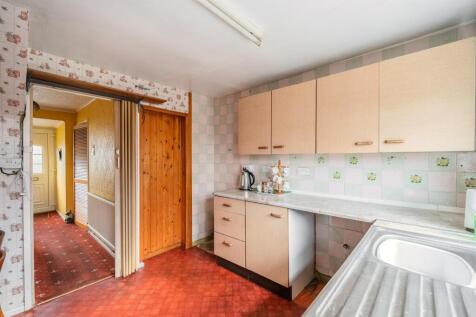 15 Field View Road-13.jpg