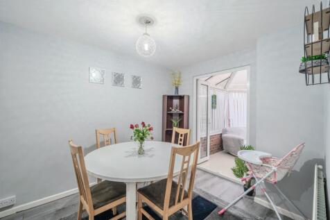 93 Bryn Milwr-11.jpg