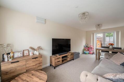 2A Ladyhill Close-17.jpg