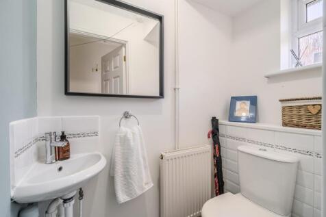 57 Oaklands View-10.jpg