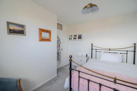 57 Oaklands View-2.jpg