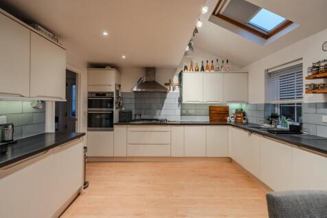 14 Poppyfield Ave-22.jpg