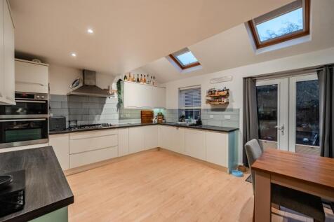 14 Poppyfield Ave-21.jpg