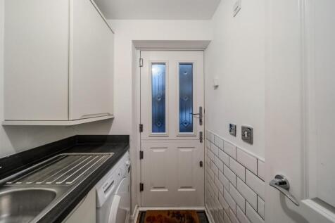 14 Poppyfield Ave-26.jpg