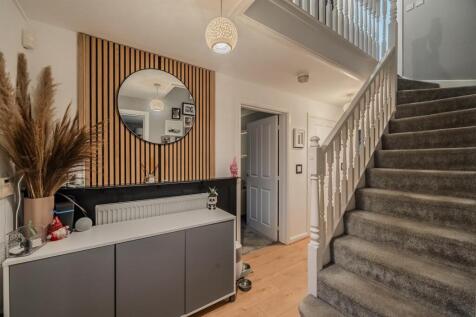 14 Poppyfield Ave-16.jpg