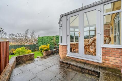 24 Larch Close-23.jpg