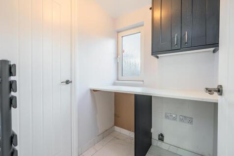 50 Salisbury Court-27.jpg