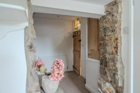 4 Woodland St-8.jpg