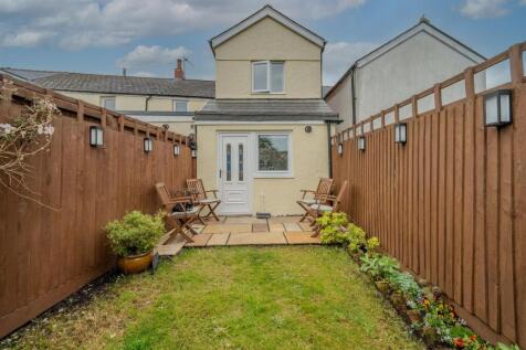 4 Woodland St-20.jpg