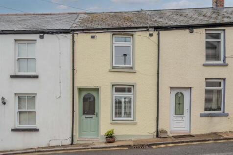 4 Woodland St-23.jpg