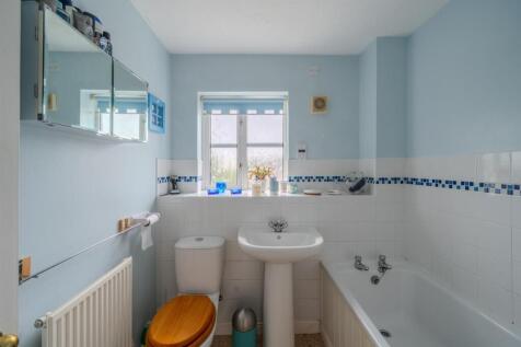 34 Birch Grove-8.jpg