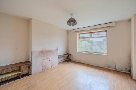 5 Llanover Road Estate-3.jpg