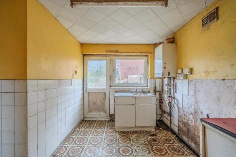 5 Llanover Road Estate-6.jpg