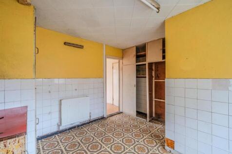 5 Llanover Road Estate-7.jpg