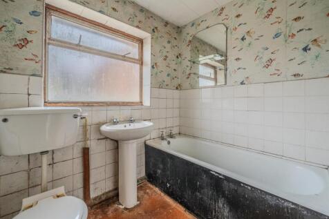 5 Llanover Road Estate-8.jpg