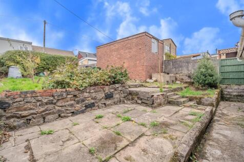 5 Llanover Road Estate 7.jpg