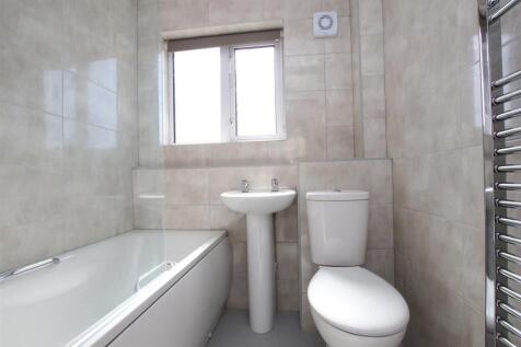 Bathroom.JPG