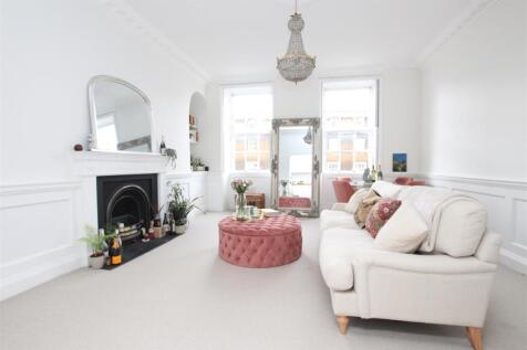 Living room.JPG