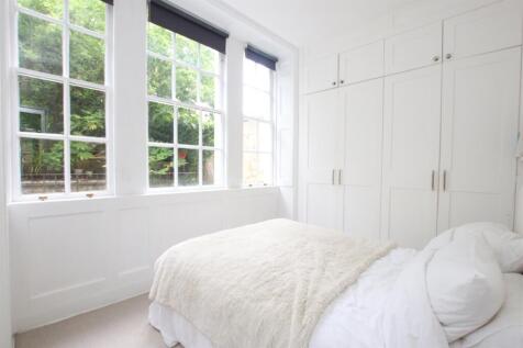 Bedroom.JPG