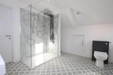 Ensuite (2).JPG