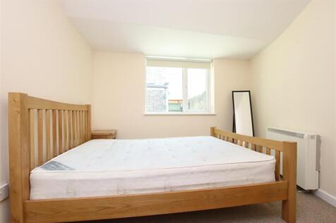 Bedroom.JPG