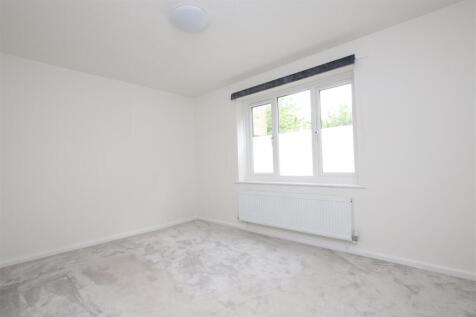 Bedroom.JPG
