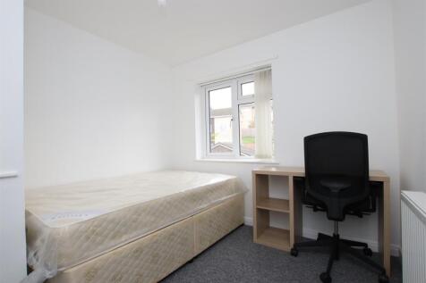 Bed5.JPG