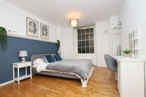 Bedroom one.JPG