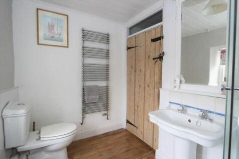 Bathroom.jpeg