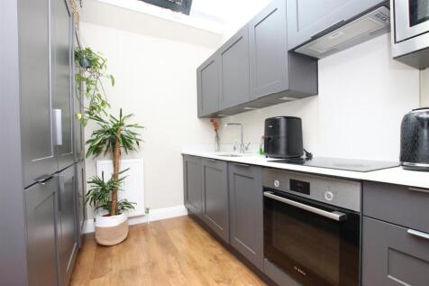 Kitchen.JPG