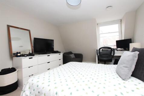 Bedroom.JPG