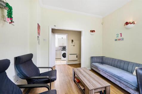 c) Moveli - Coin Street, SE1 - 5.jpg
