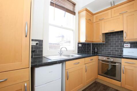Kitchen.JPG