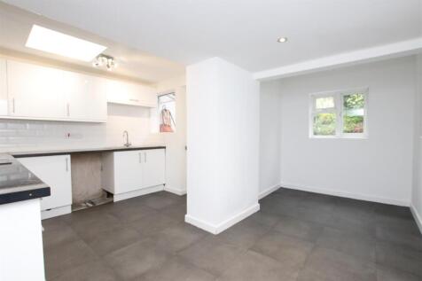 Kitchen dining room.JPG