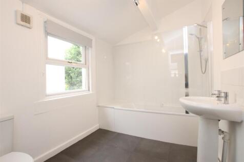 Bathroom.JPG