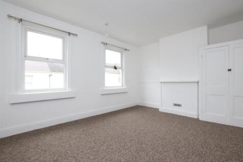 Bedroom one.JPG