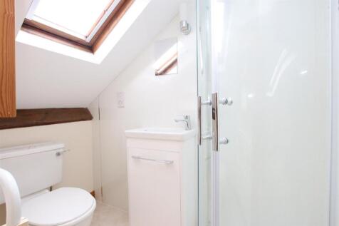 Ensuite (2).JPG